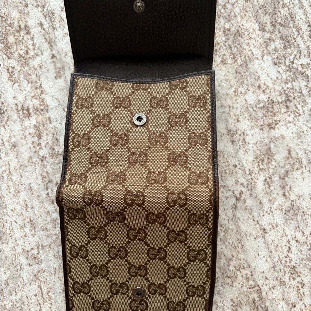 Authentic Gucci Wallet - Picture 6 of 11